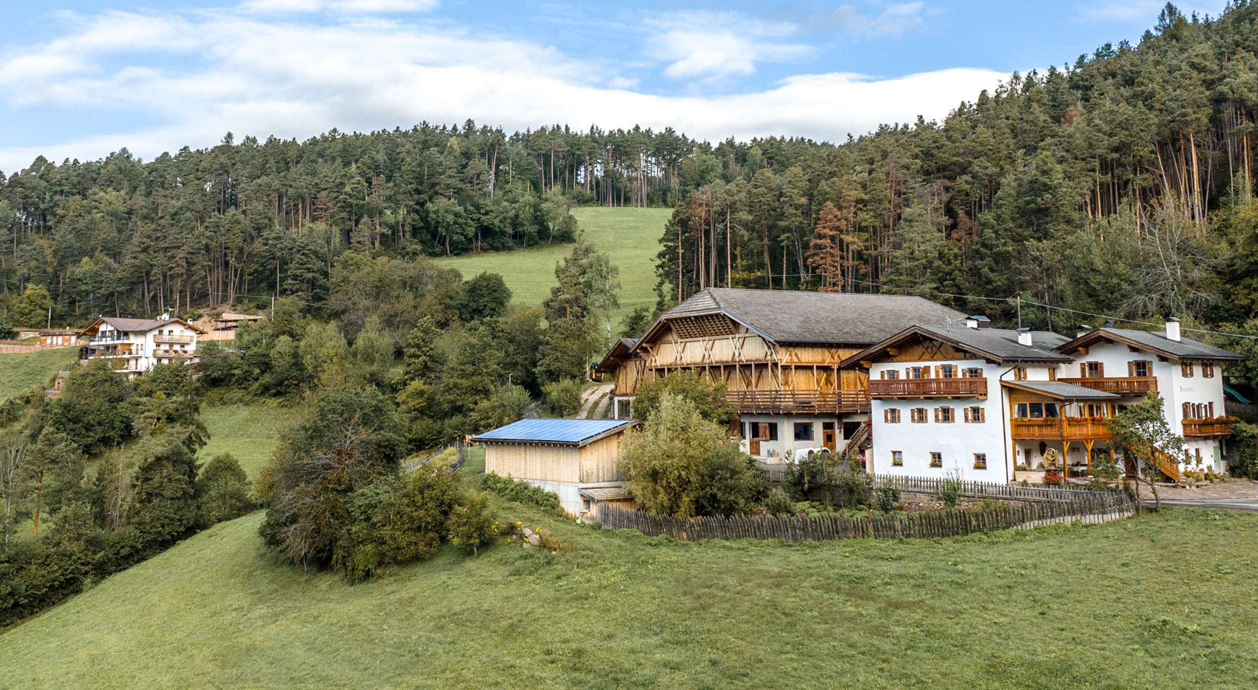 Bauernhofurlaub in Seis am Schlern Südtirol DolomitenBauernhofurlaub vor hochalpiner Kulisse